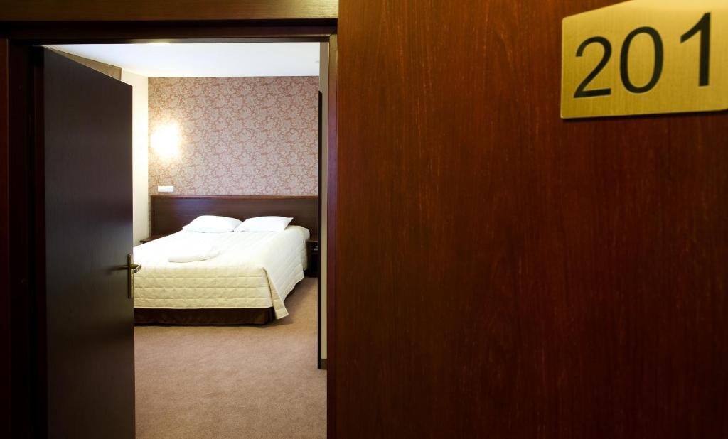 Hotel Centrum Kwidzyn Room photo